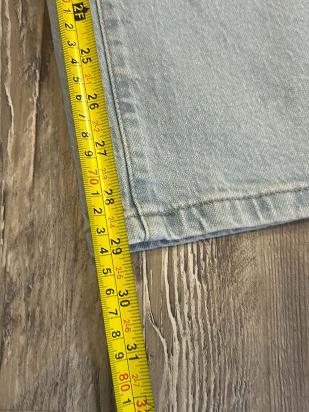 Time and Tru Women's Light Wash Wide Leg Jeans - Picture 6 of 7
